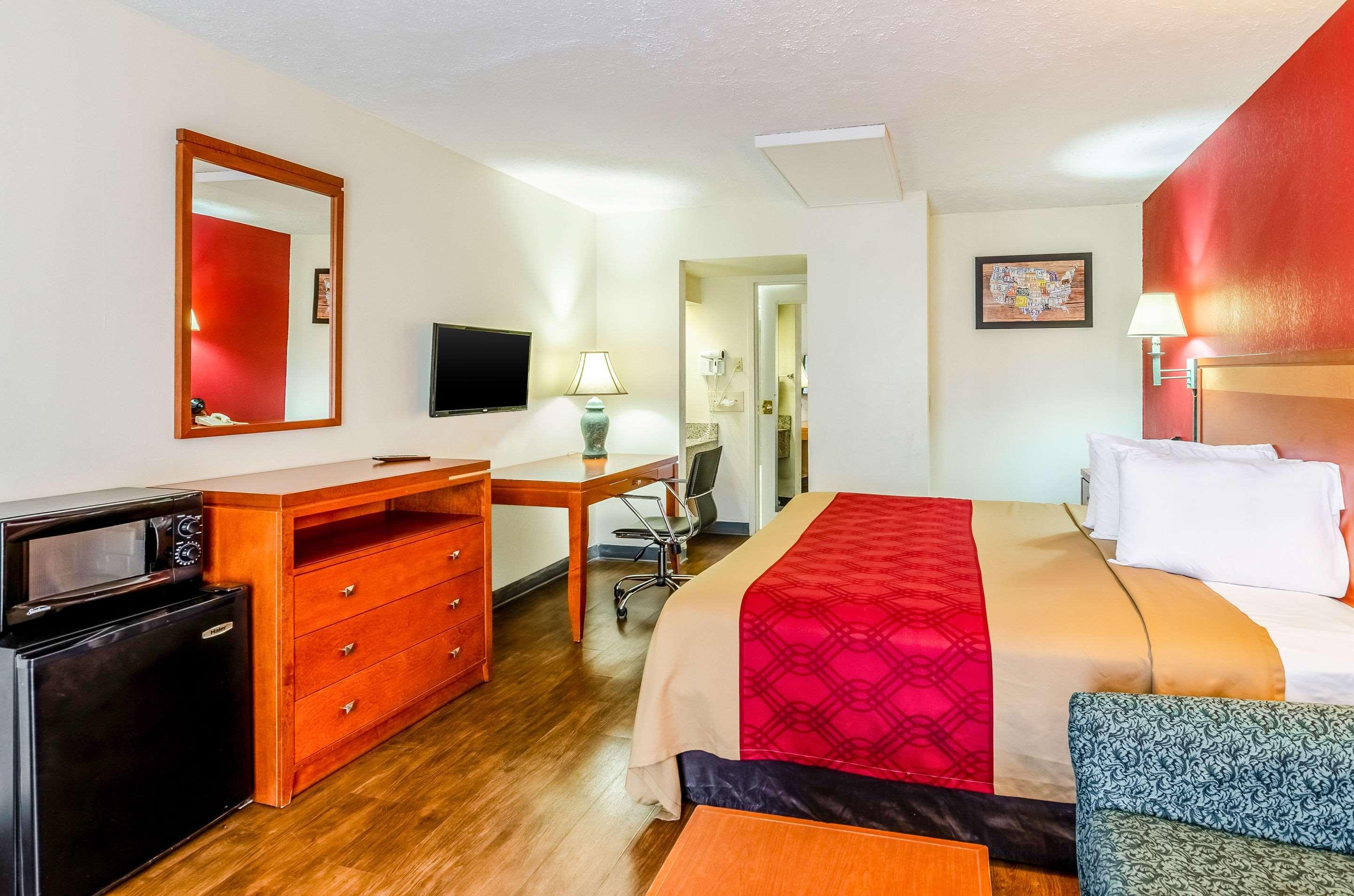 מרטינסוויל Econo Lodge מראה חיצוני תמונה