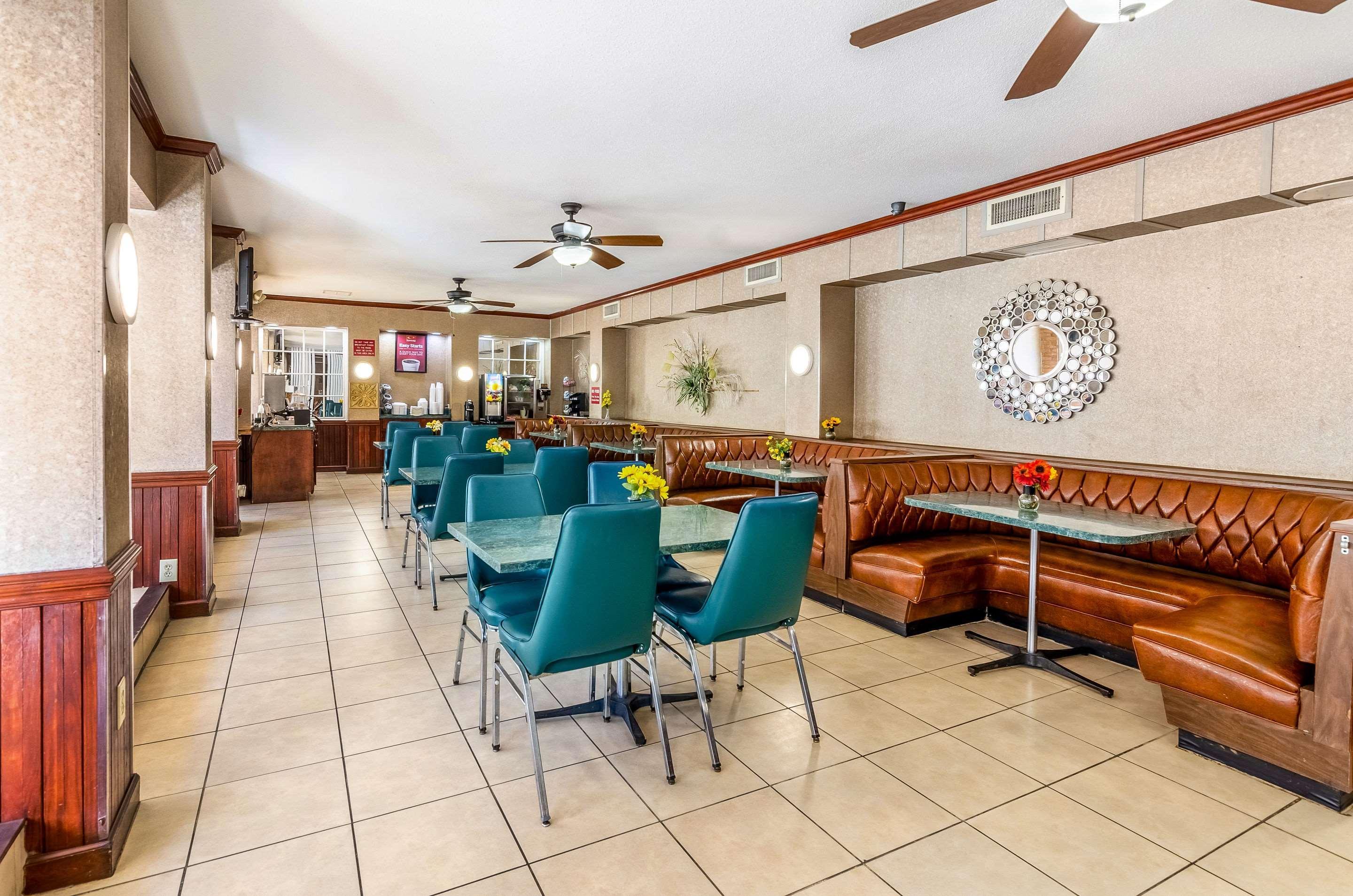 מרטינסוויל Econo Lodge מראה חיצוני תמונה