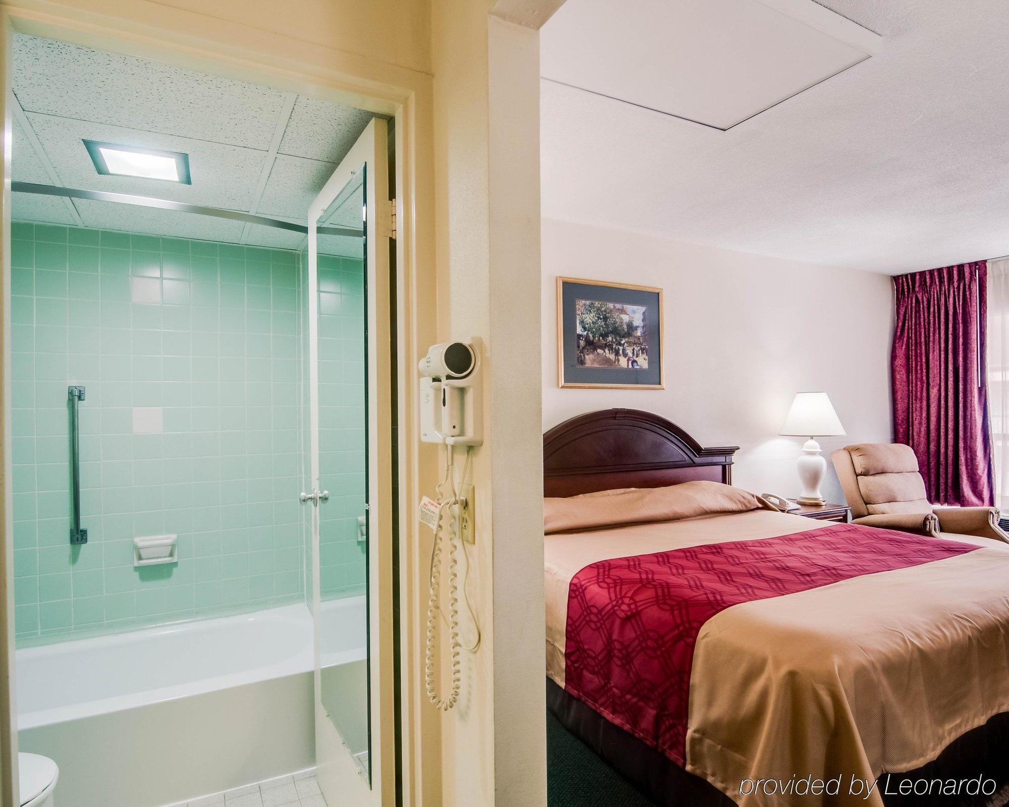 מרטינסוויל Econo Lodge מראה חיצוני תמונה