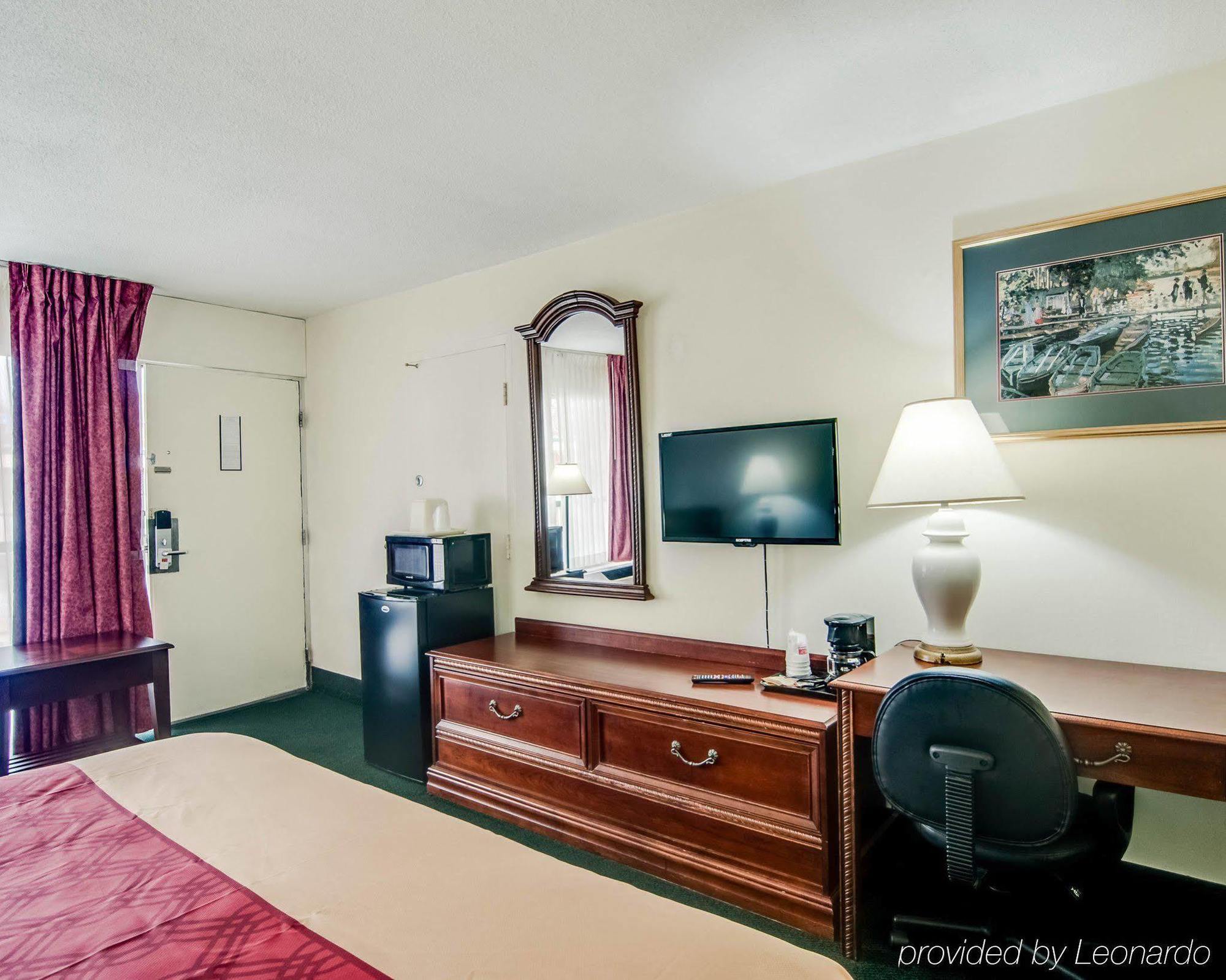 מרטינסוויל Econo Lodge מראה חיצוני תמונה