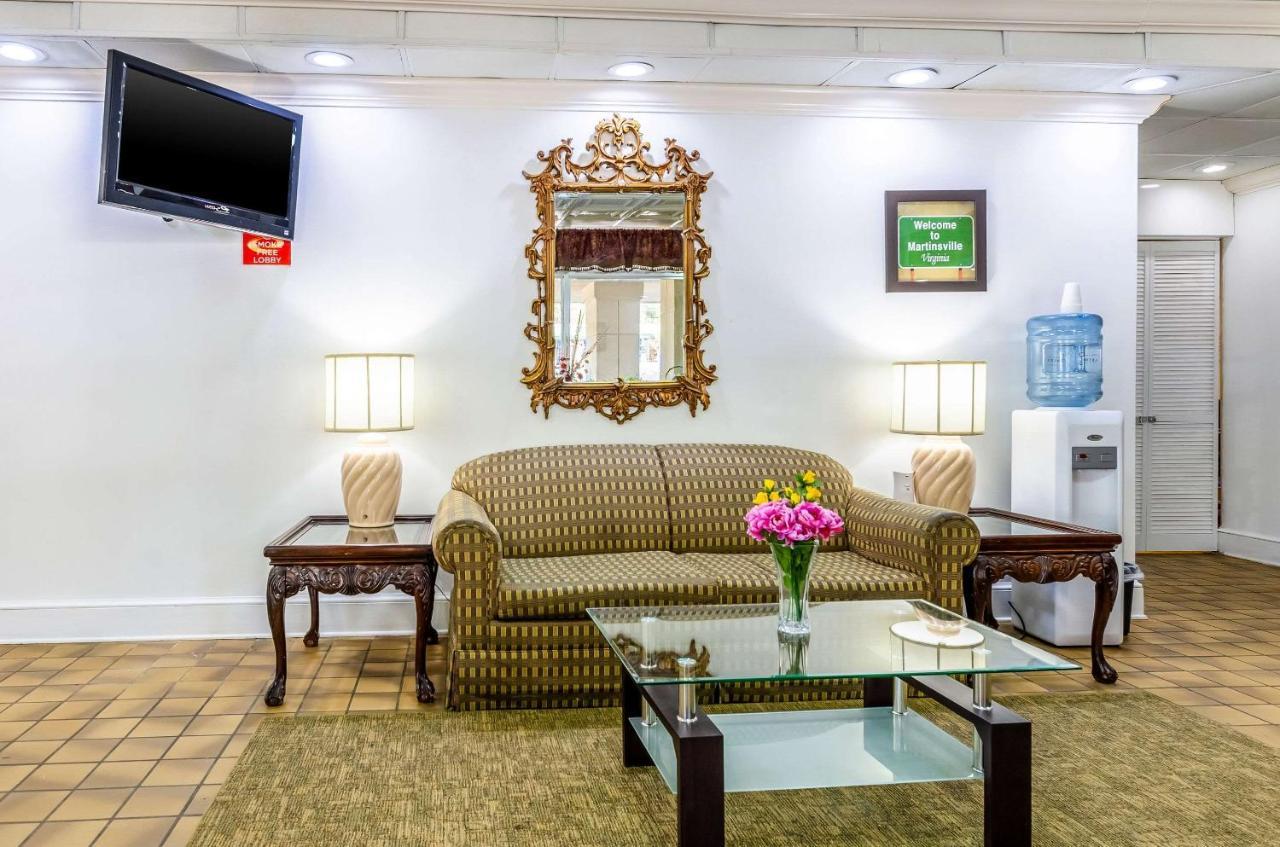 מרטינסוויל Econo Lodge מראה חיצוני תמונה
